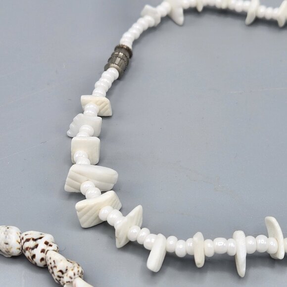 Vintage Puka Hawaiian Shell Necklace Bundle of 4 Y2K - Picture 8 of 11